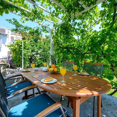 Apartments Ella Дубровник Екстериор снимка