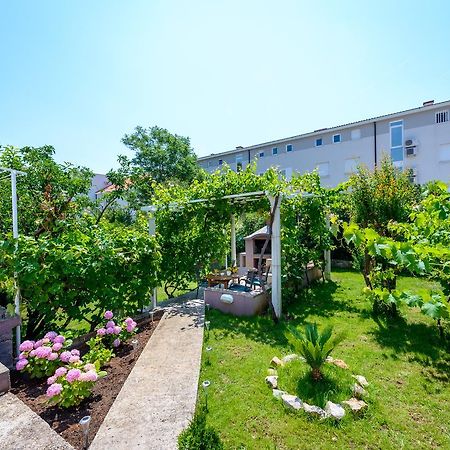Apartments Ella Дубровник Екстериор снимка